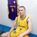 Nueva camiseta de Iberolea Palencia. Imagen Palencia Baloncesto