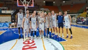 Iberolea Palencia conquista la As Burgas Basket Cup antes del estreno liguero